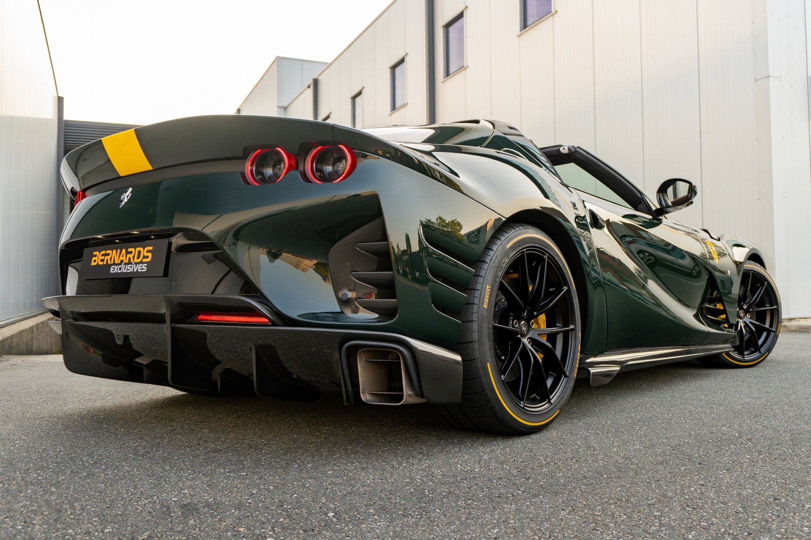 Ferrari 812 Competizione Aperta