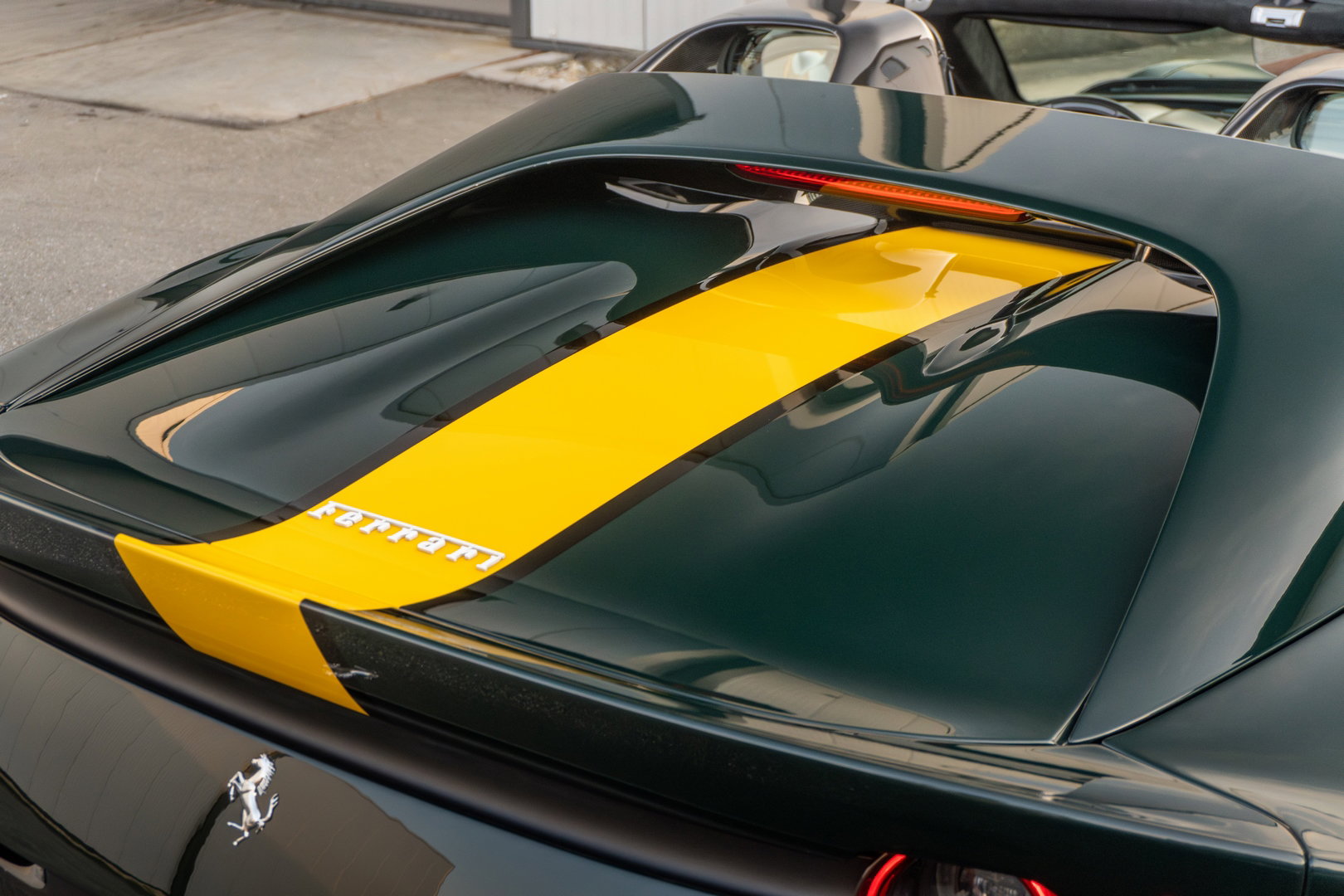 Ferrari 812 Competizione Aperta