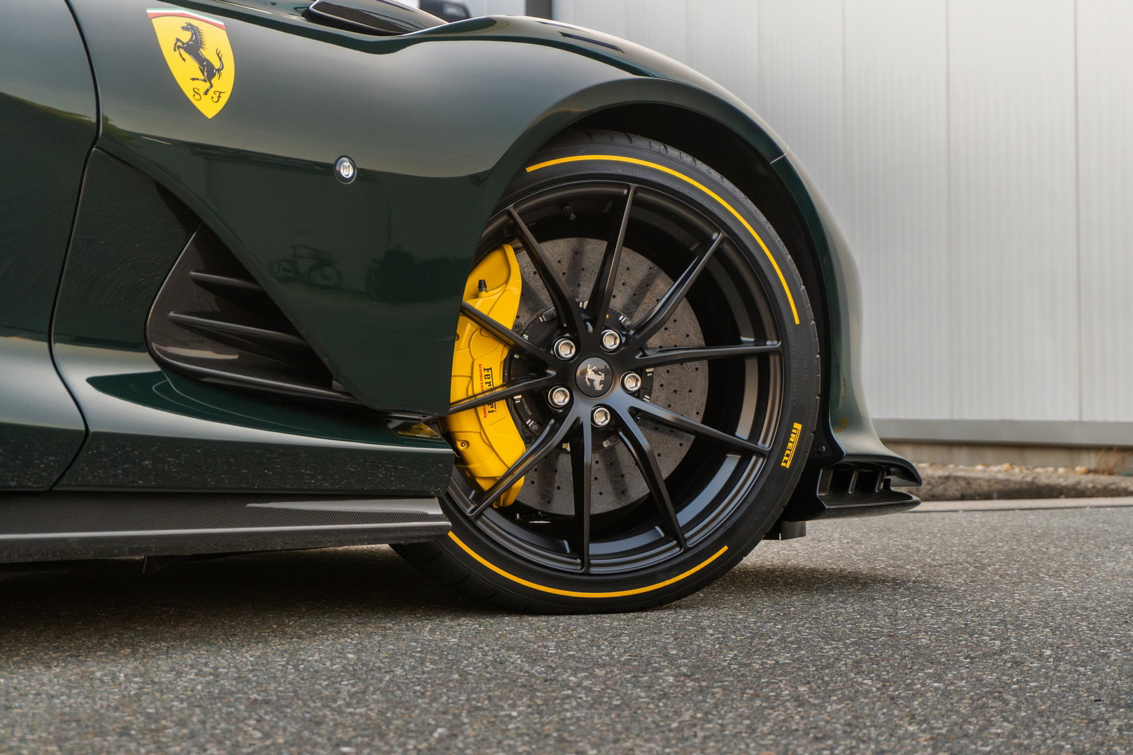 Ferrari 812 Competizione Aperta