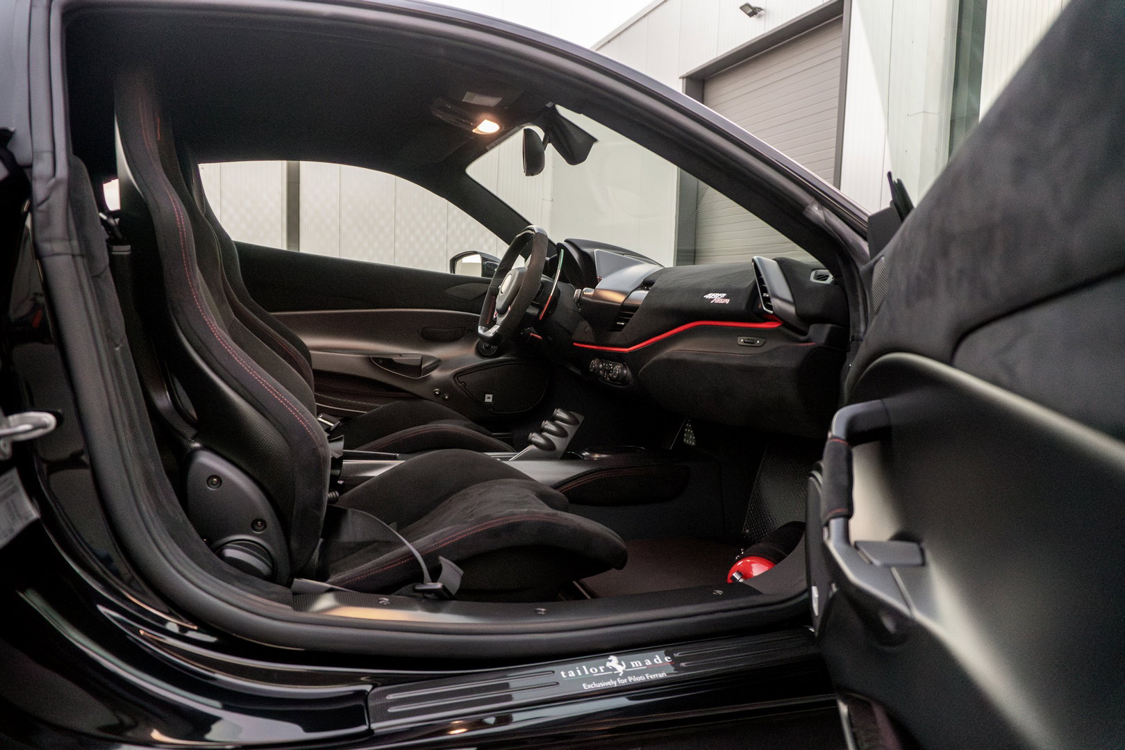 Ferrari 488 Pista Piloti