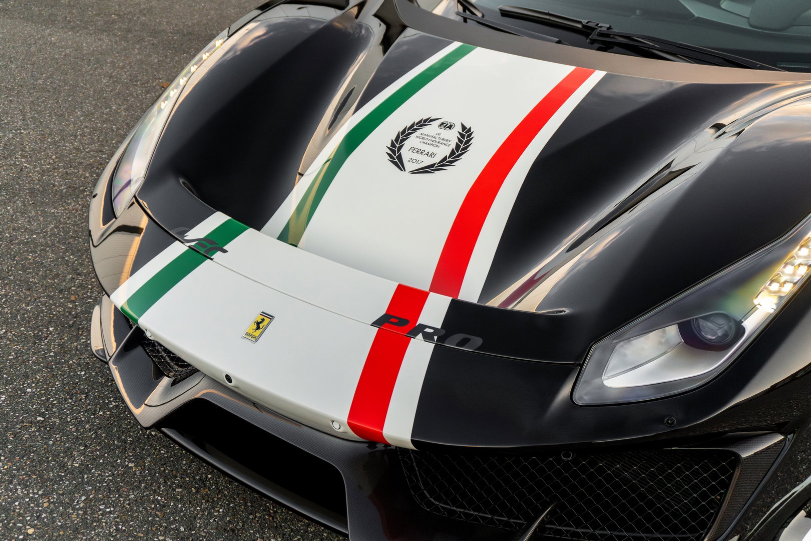 Ferrari 488 Pista Piloti