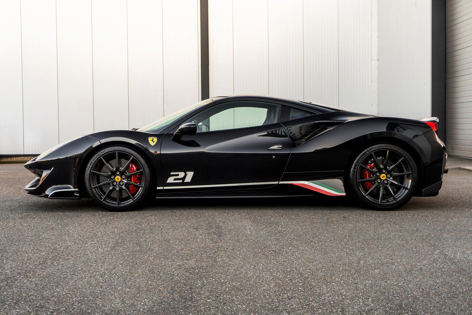 Ferrari 488 Pista Piloti