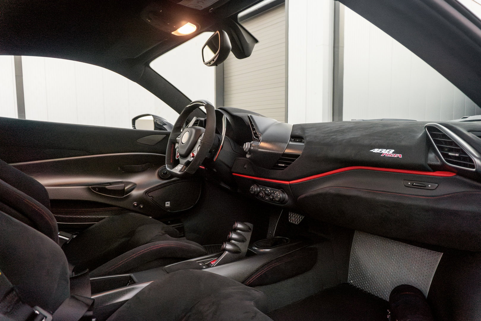 Ferrari 488 Pista Piloti