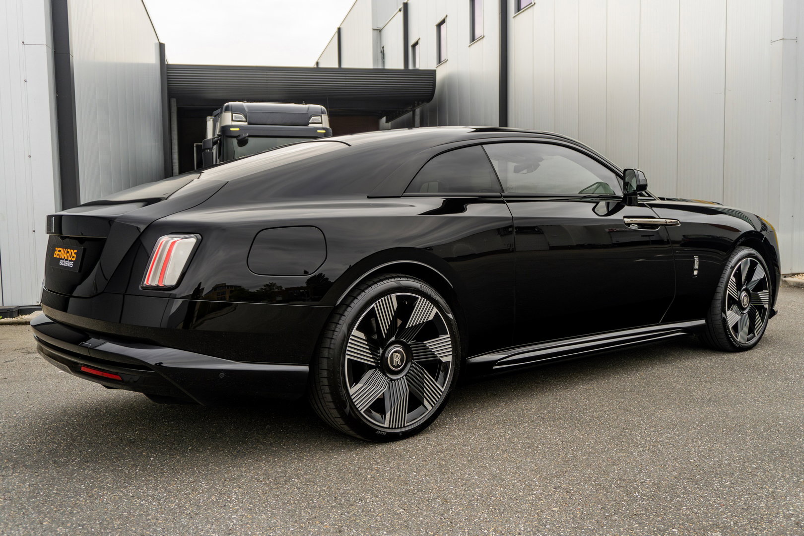 Rolls-Royce Spectre