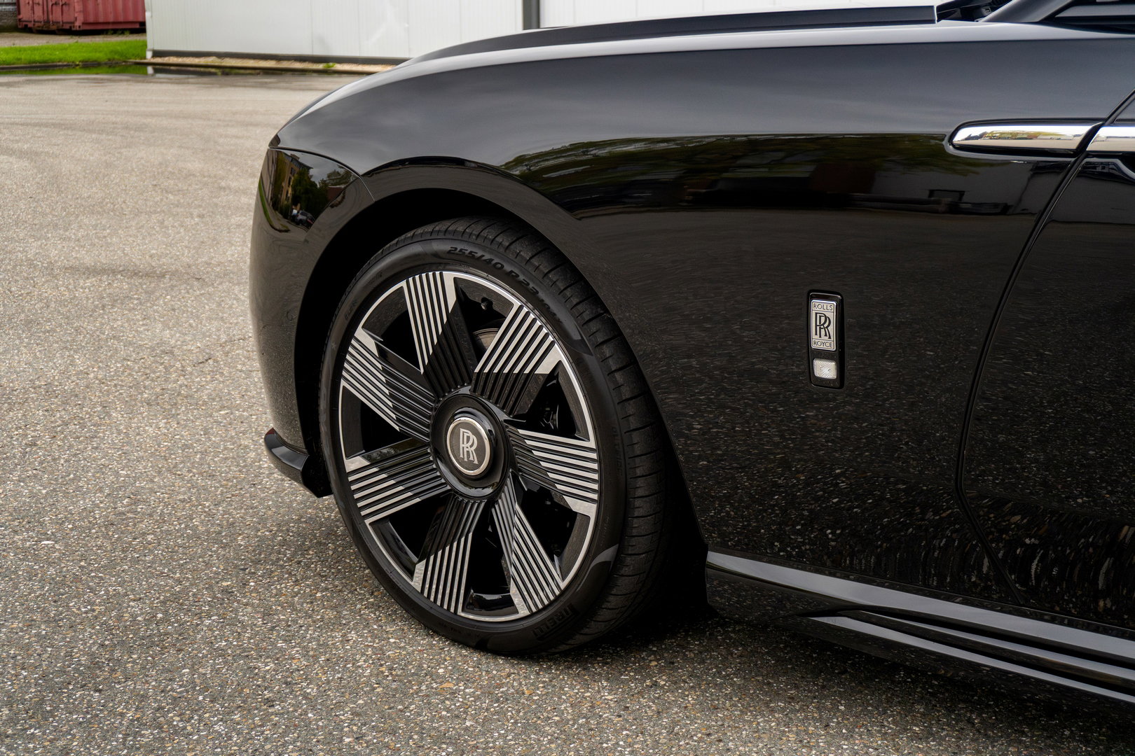 Rolls-Royce Spectre
