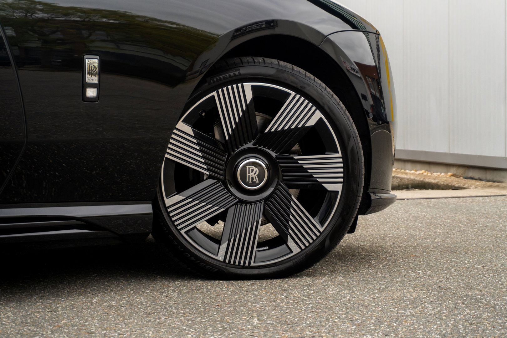 Rolls-Royce Spectre