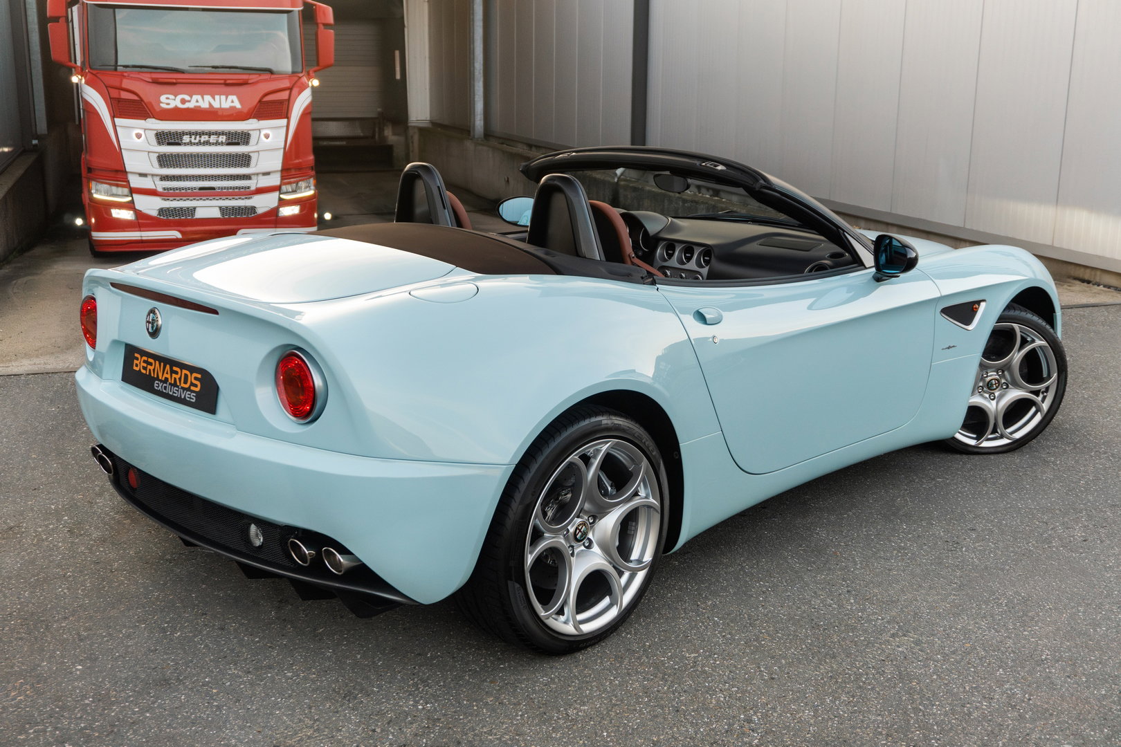 Alfa Romeo 8C Competizione Spider