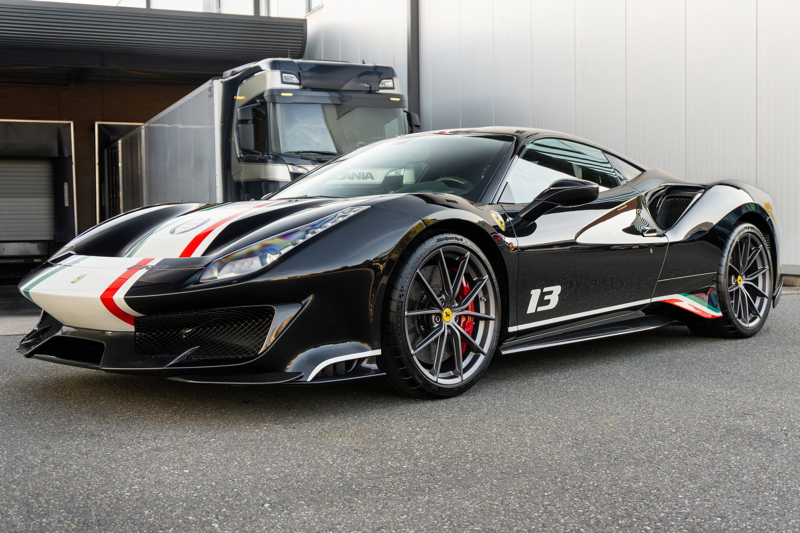 Ferrari 488 Pista Piloti