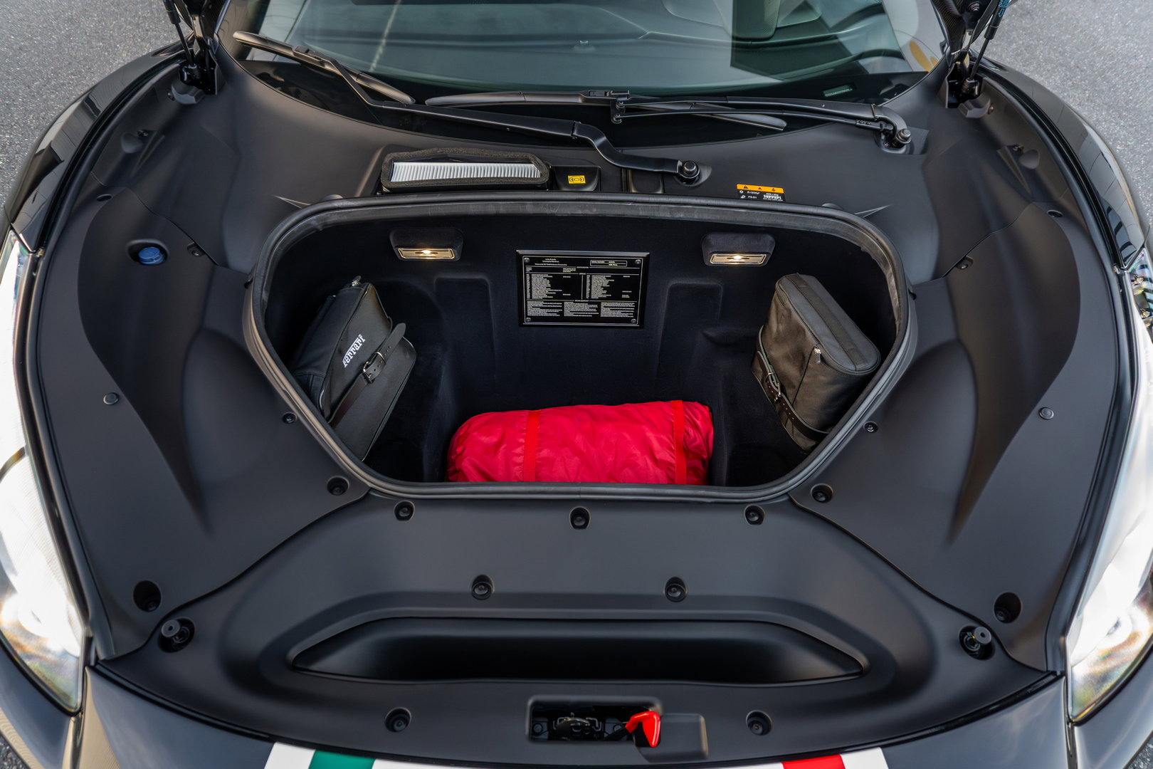 Ferrari 488 Pista Piloti