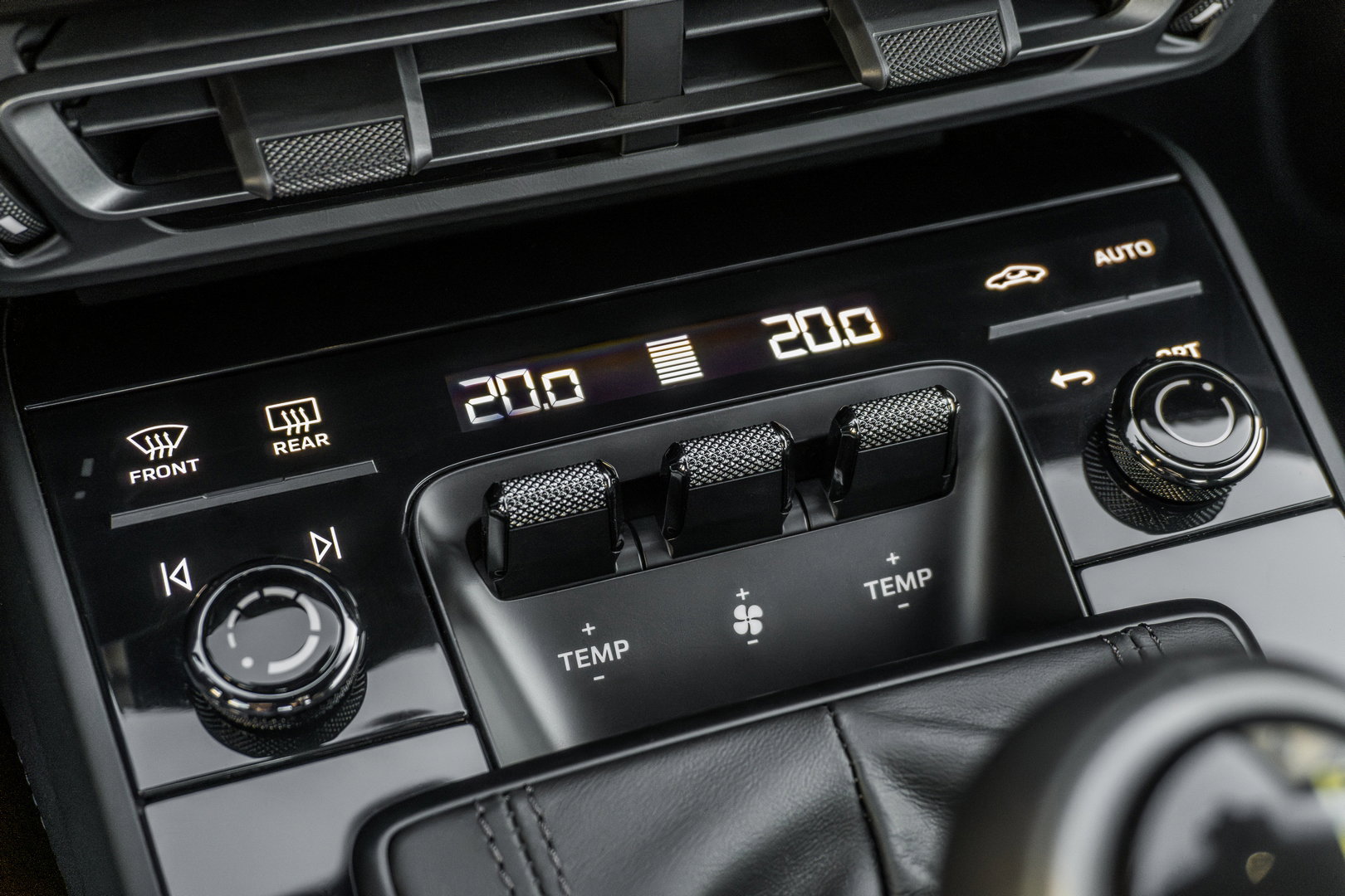 Porsche 911 (992) GT3 Touring PDK