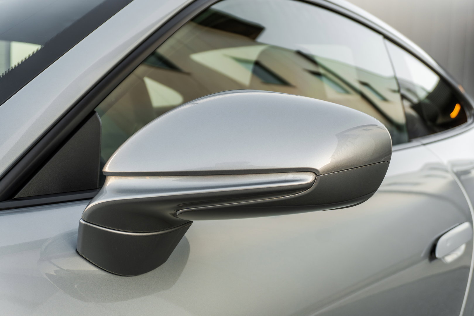 Porsche 911 (992) GT3 Touring PDK