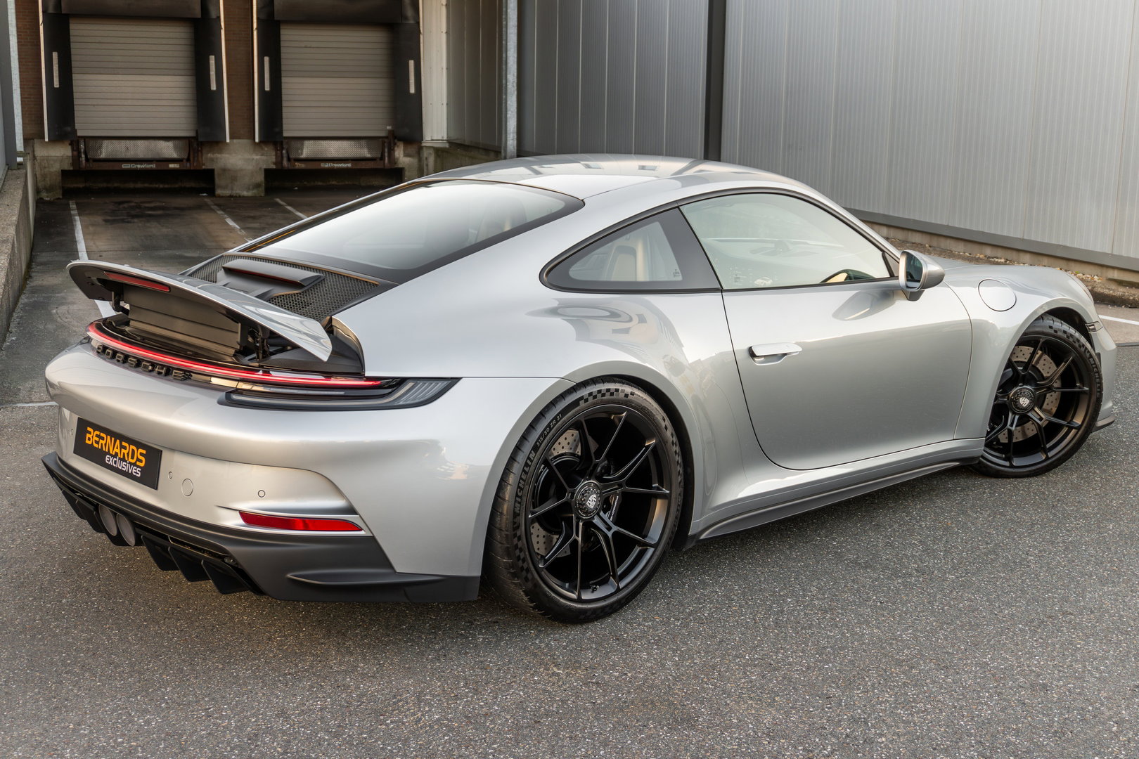 Porsche 911 (992) GT3 Touring PDK