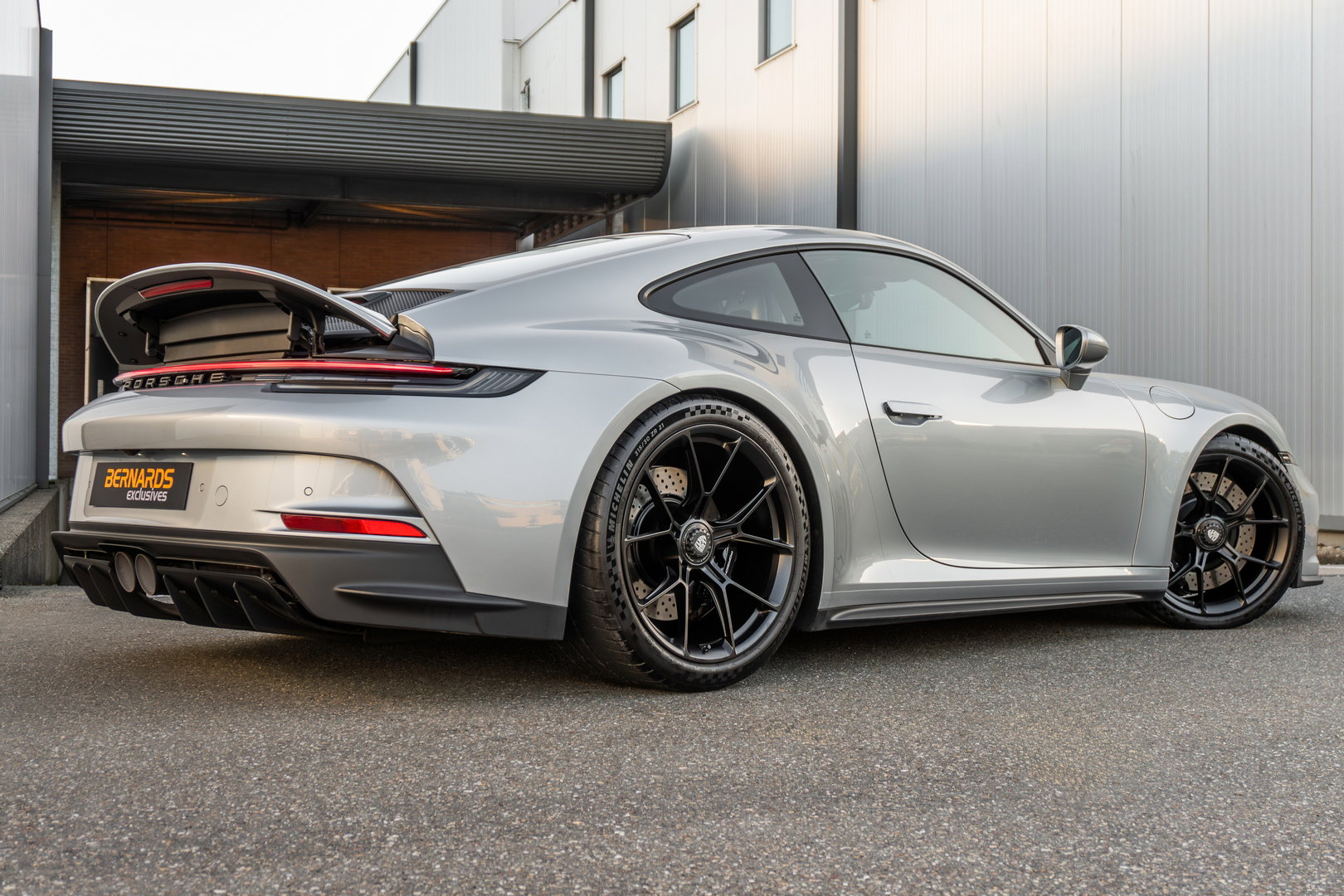 Porsche 911 (992) GT3 Touring PDK