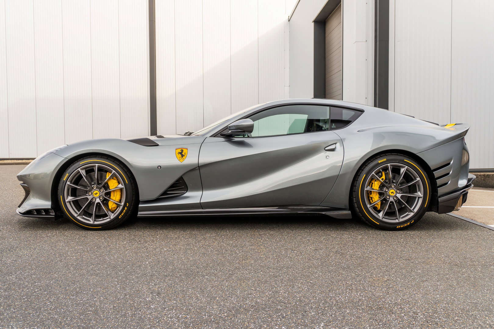 Ferrari 812 Competizione