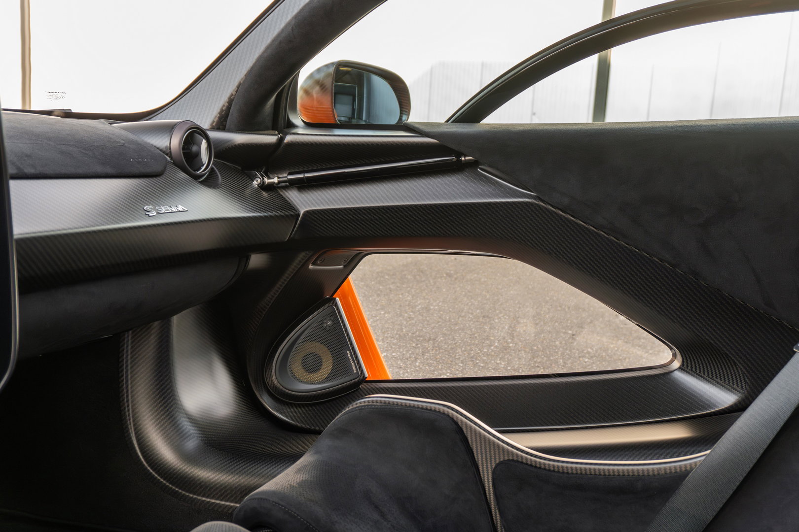 McLaren Senna