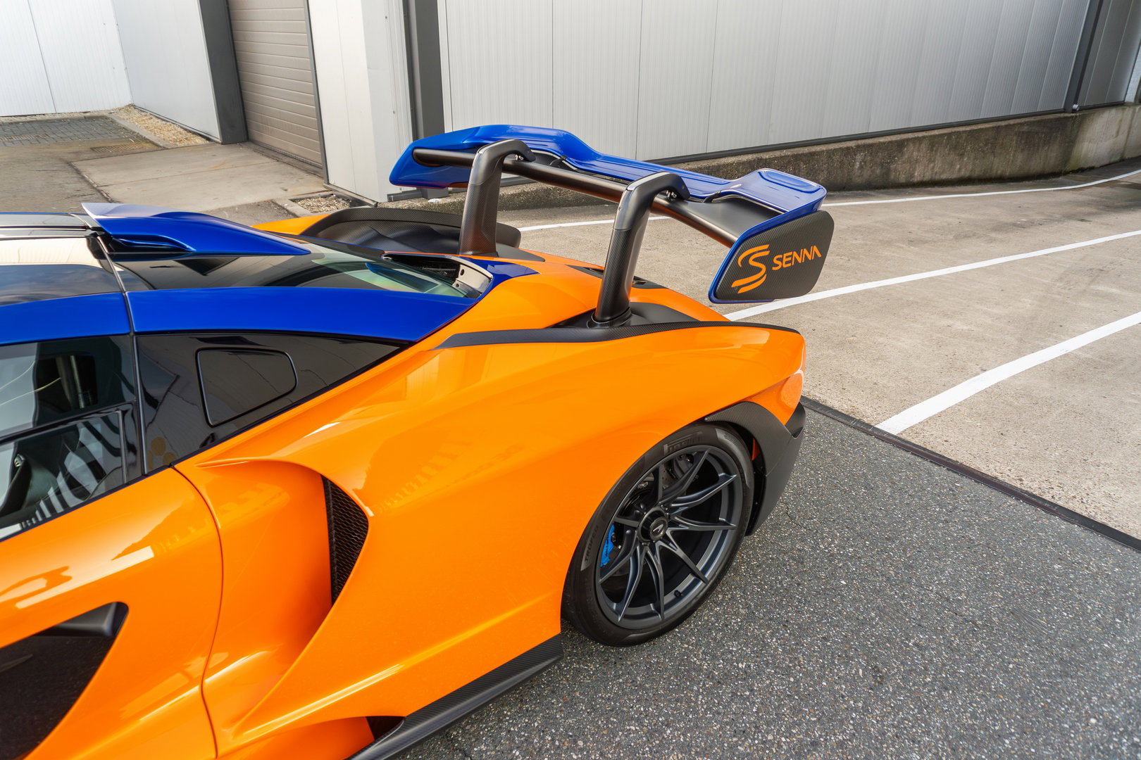 McLaren Senna