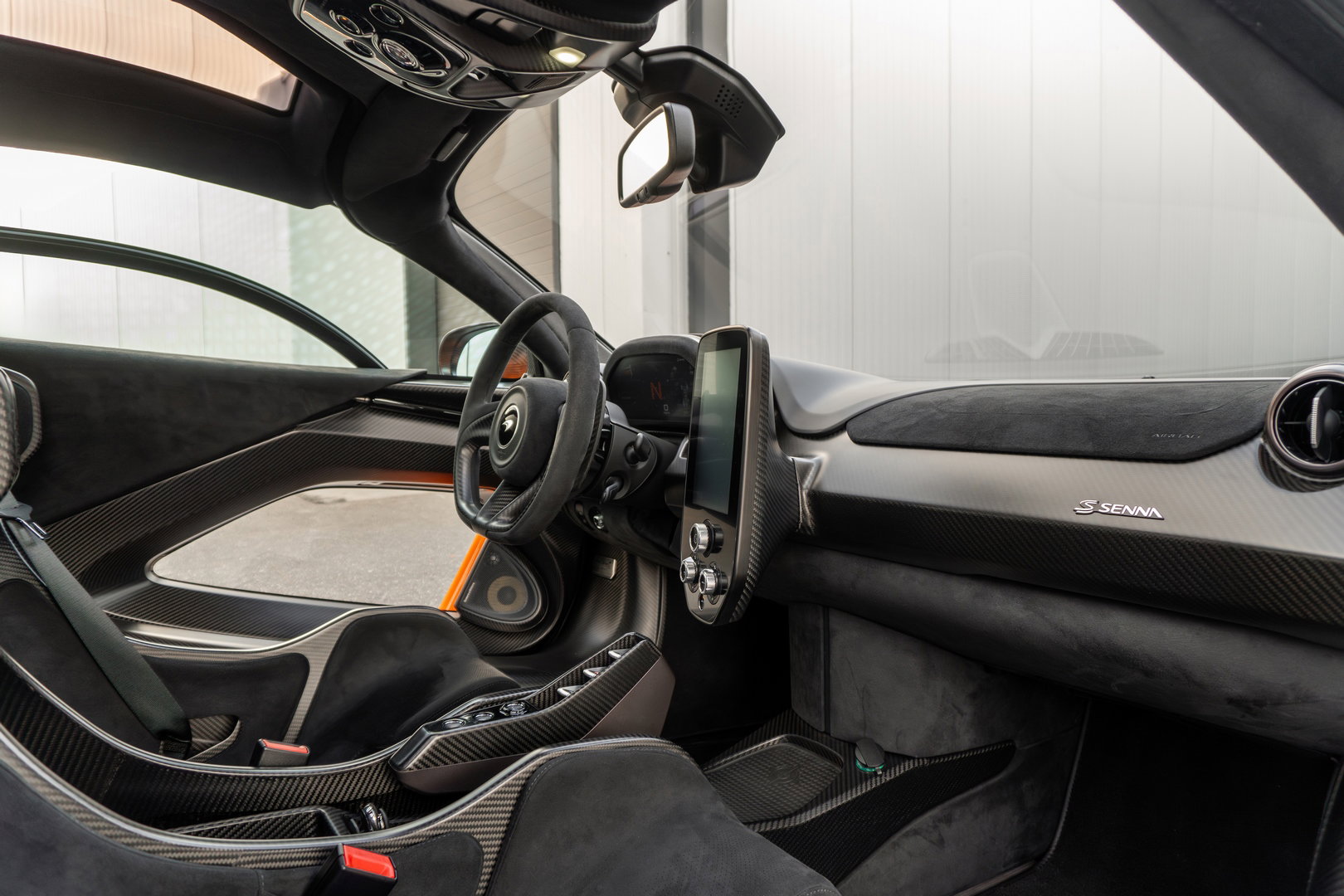 McLaren Senna
