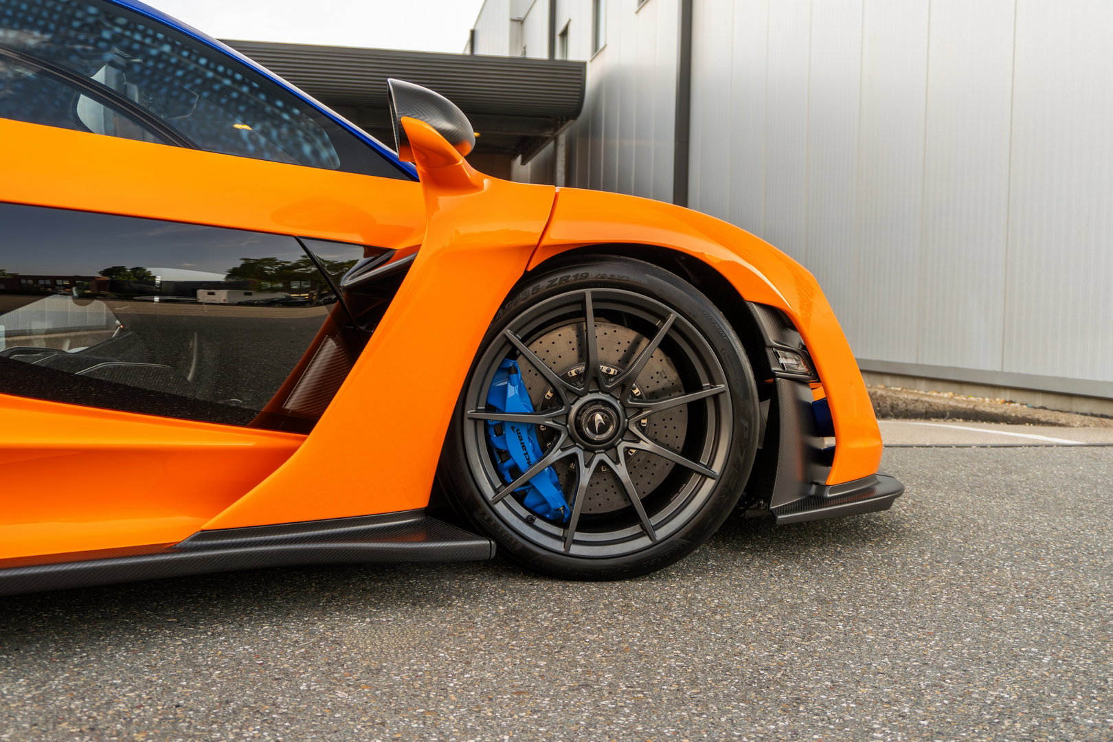 McLaren Senna