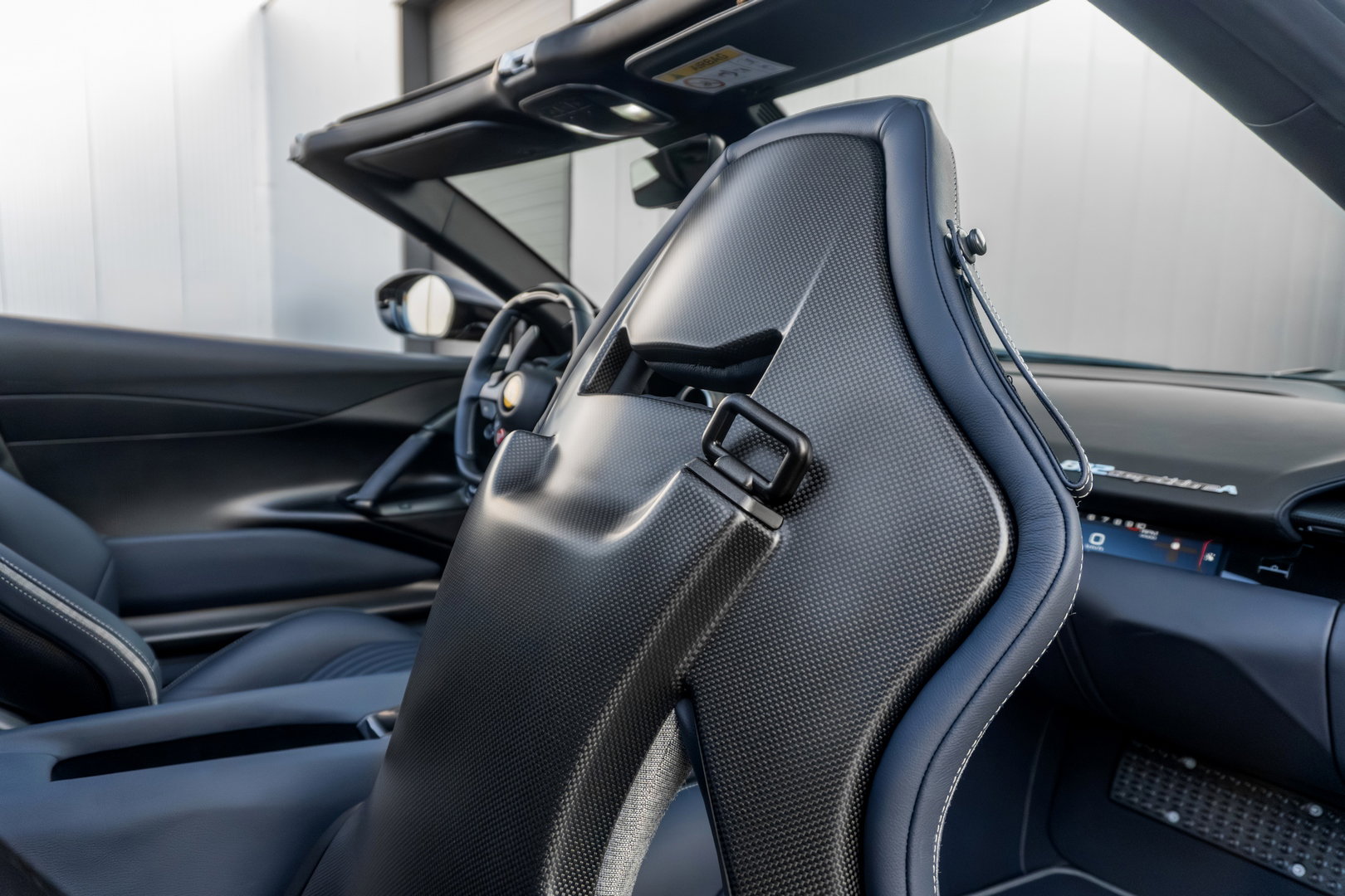 Ferrari 812 Competizione Aperta