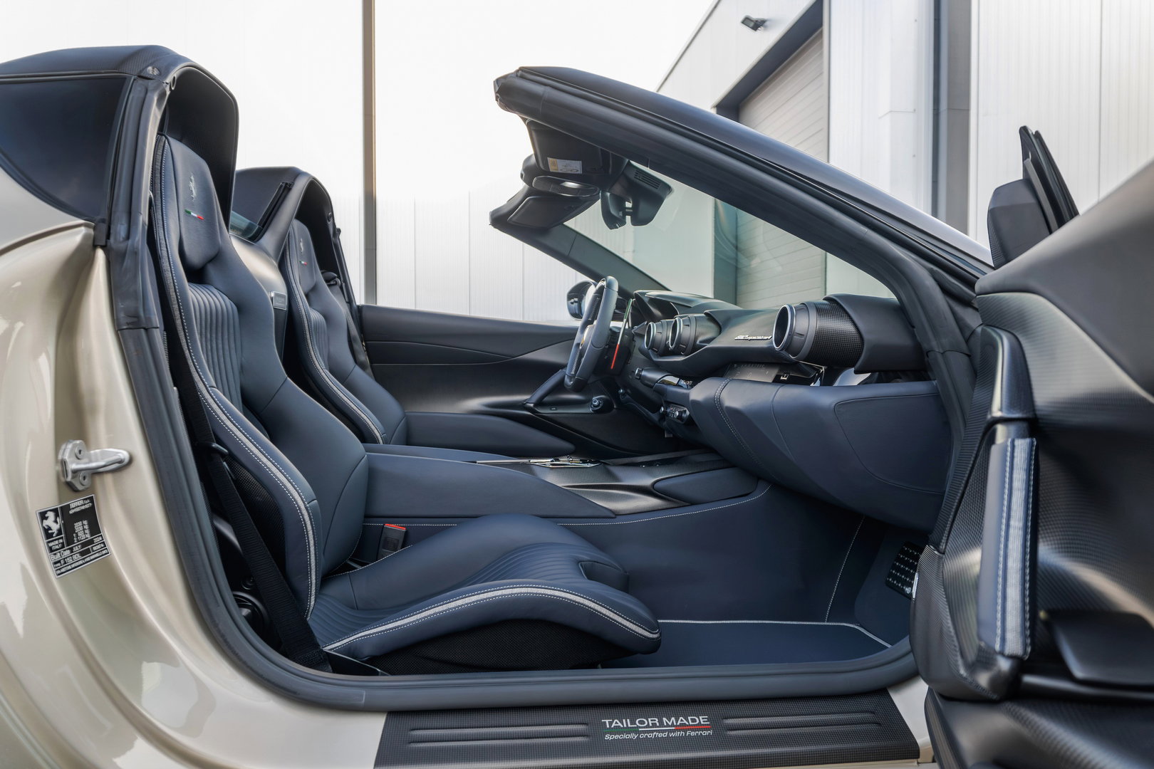 Ferrari 812 Competizione Aperta