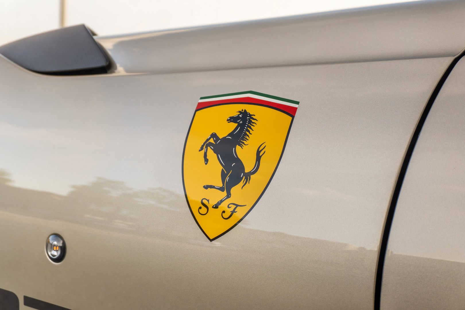 Ferrari 812 Competizione Aperta