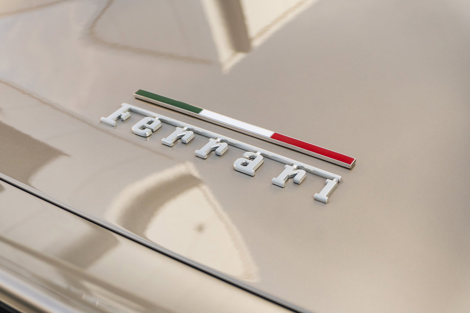 Ferrari 812 Competizione Aperta
