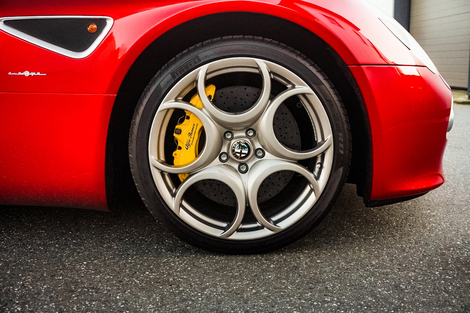 Alfa Romeo 8C Competizione Spider