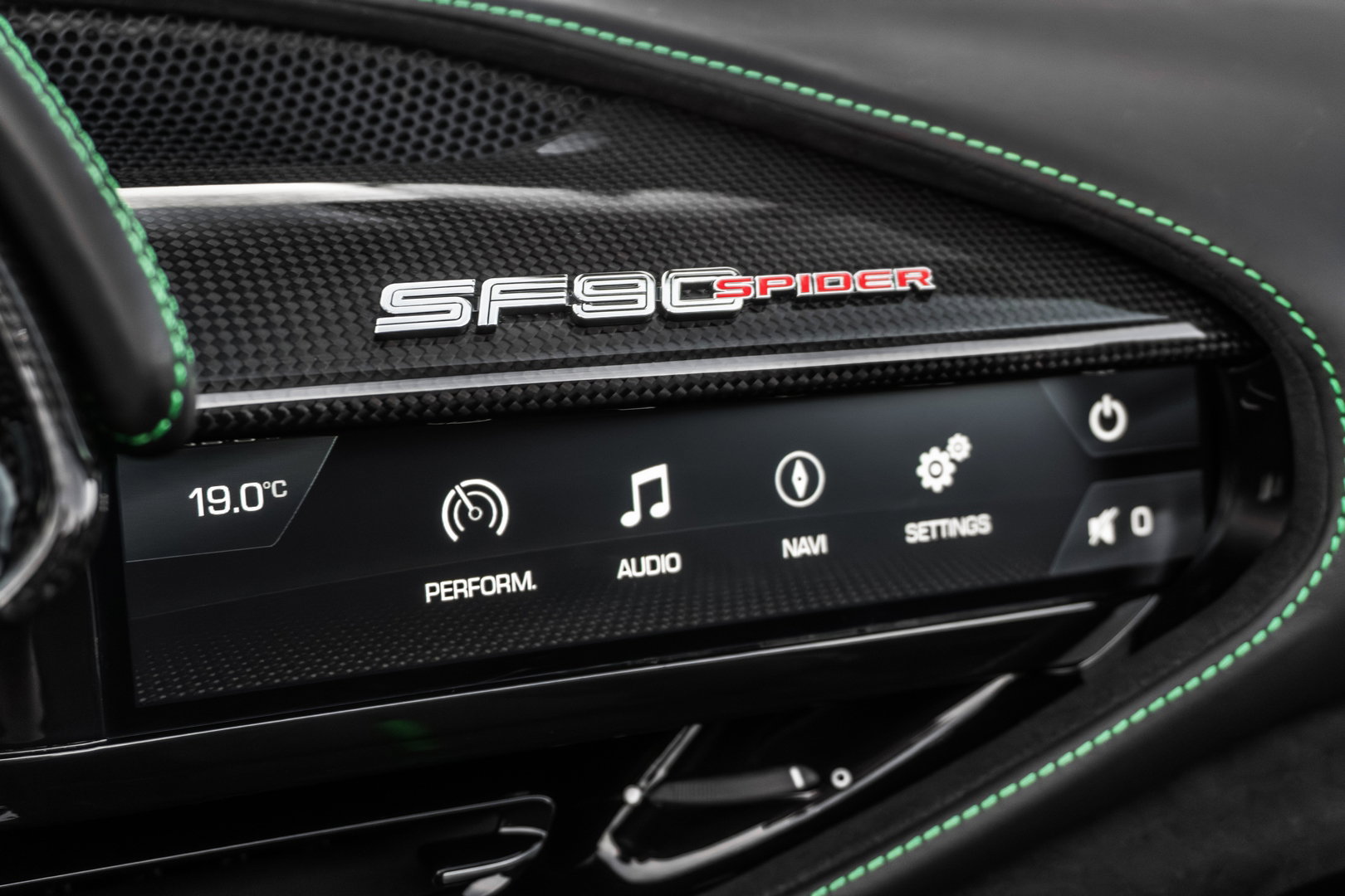 Ferrari SF90 Spider