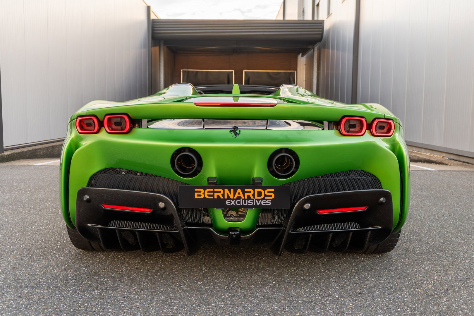 Ferrari SF90 Spider