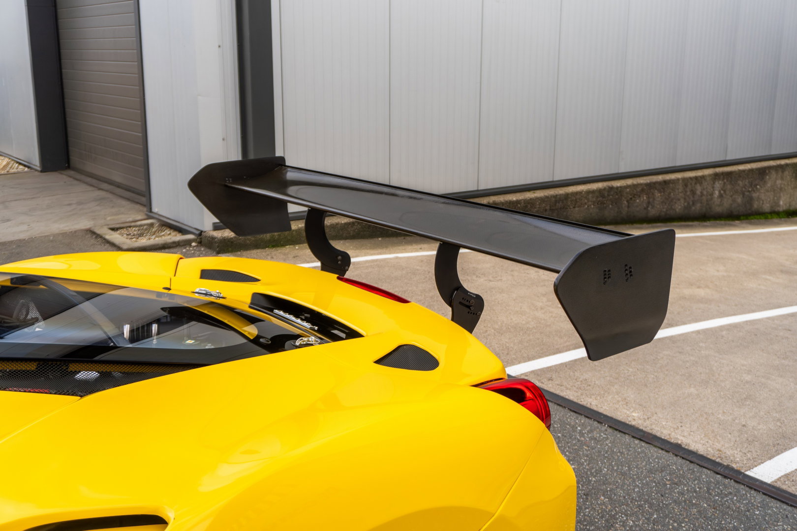 Ferrari 488 Challenge Evo