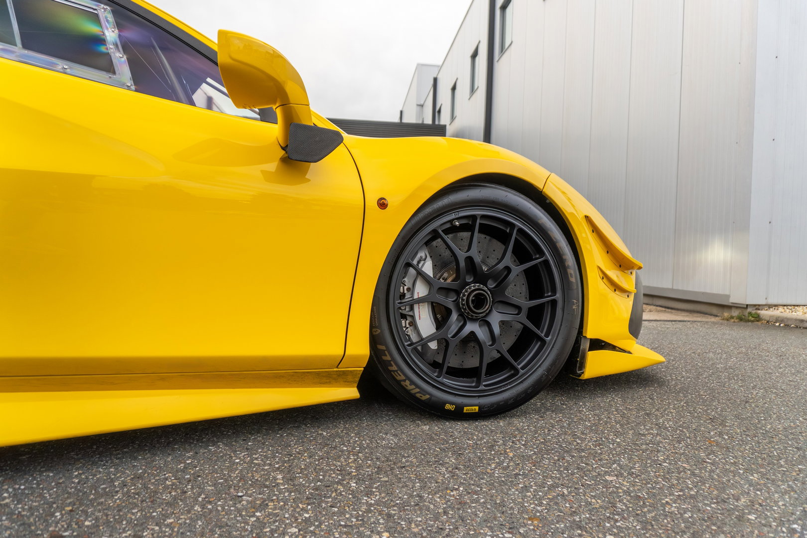 Ferrari 488 Challenge Evo