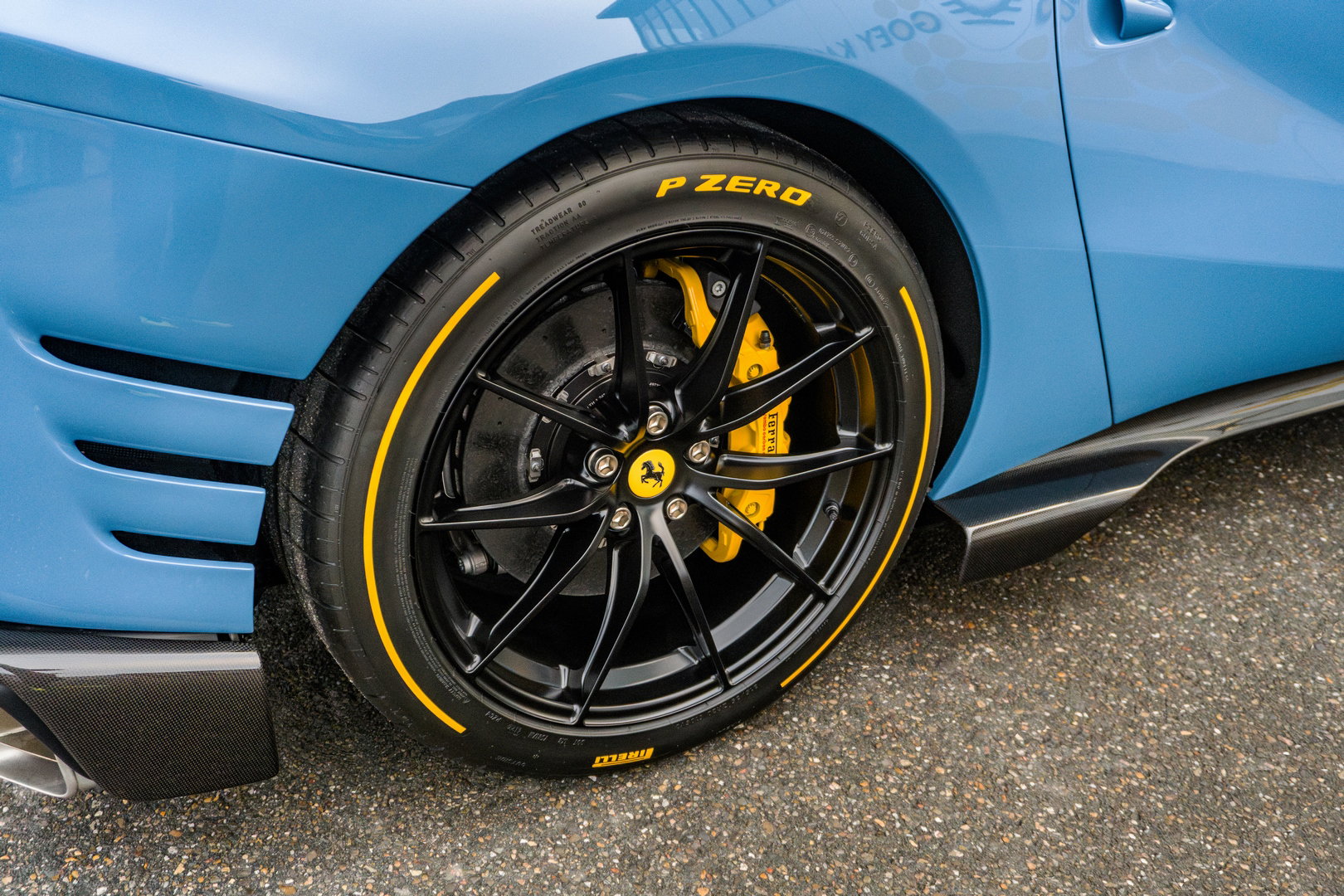 Ferrari 812 Competizione