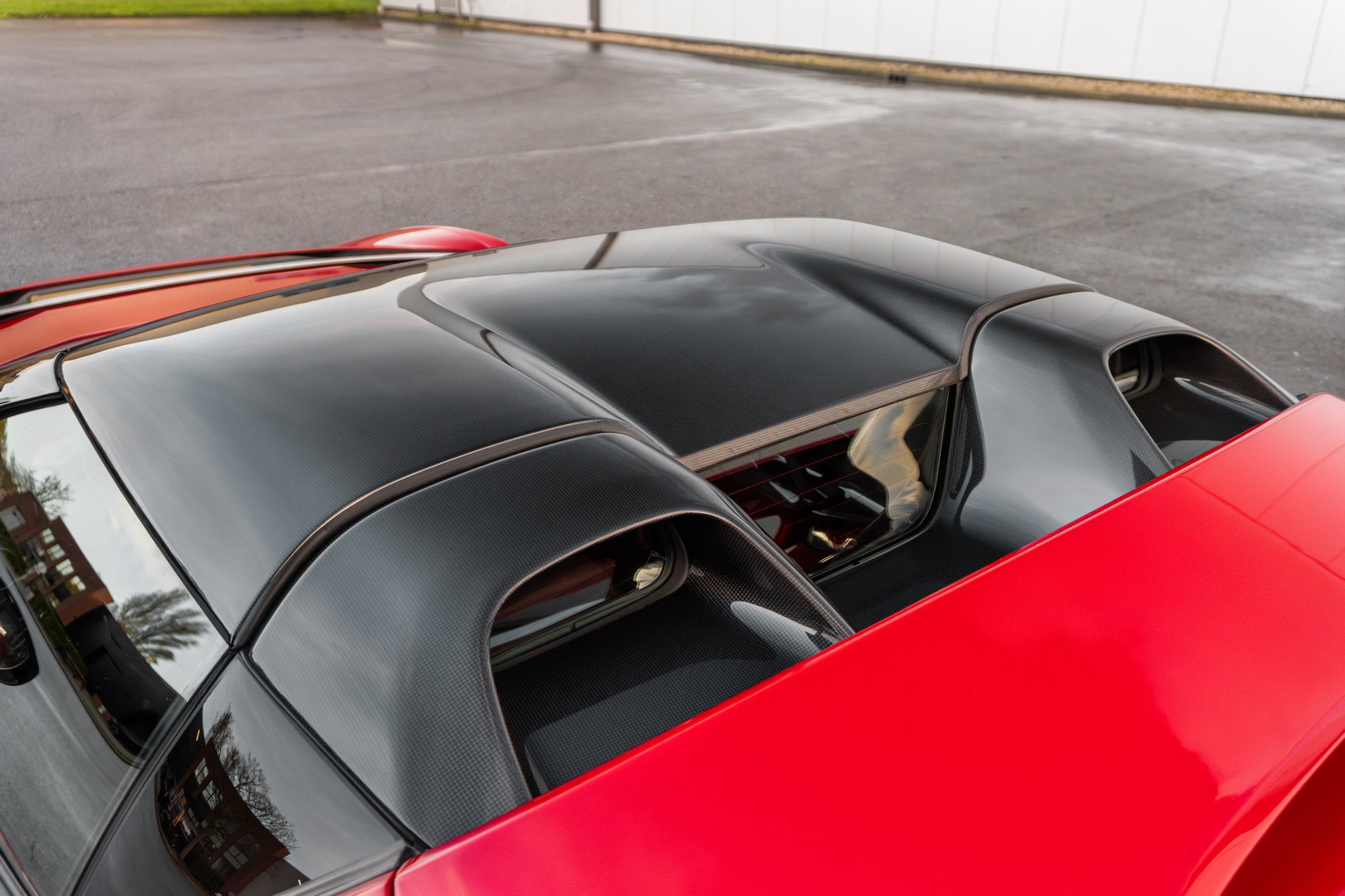 Ferrari 812 Competizione Aperta