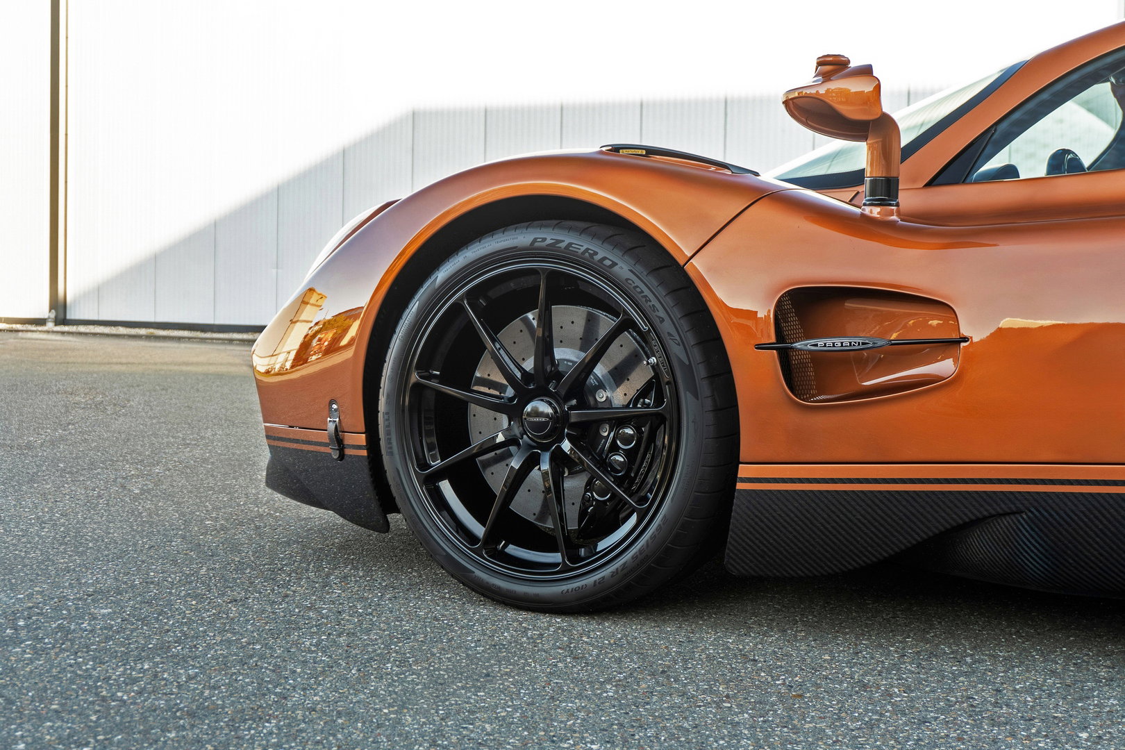Pagani Utopia