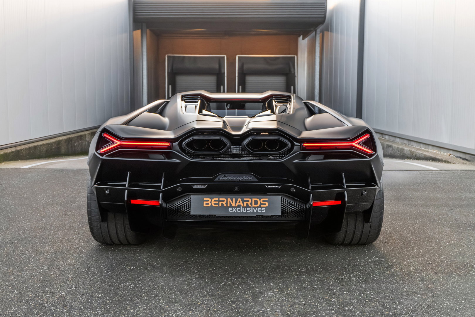 Lamborghini Revuelto