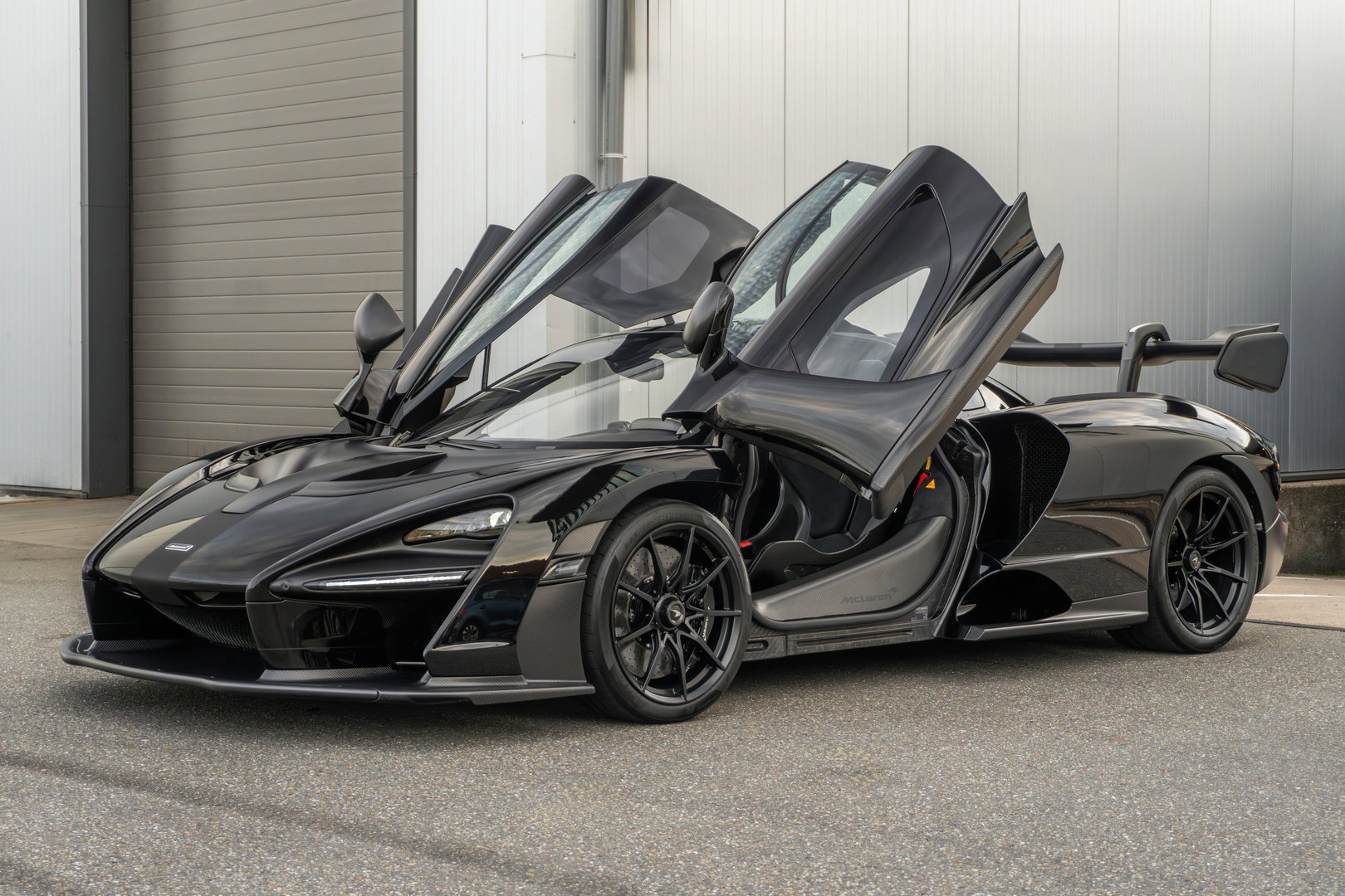 McLaren Senna