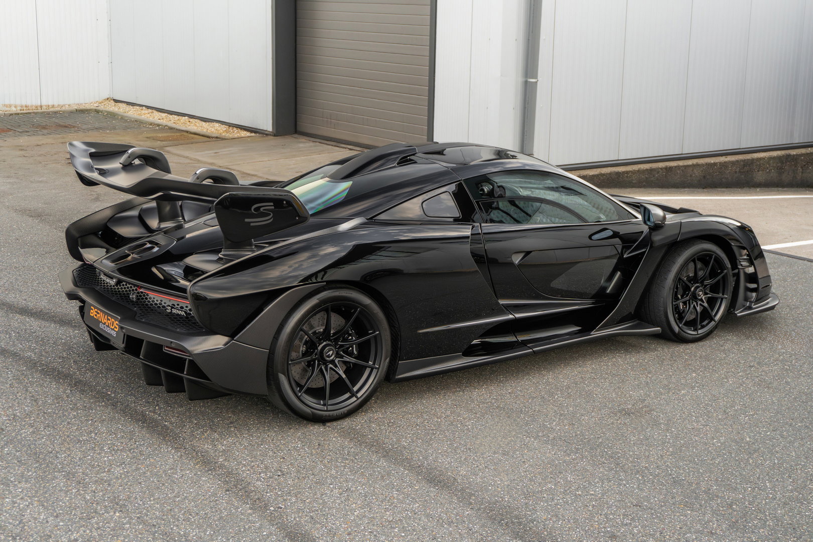 McLaren Senna