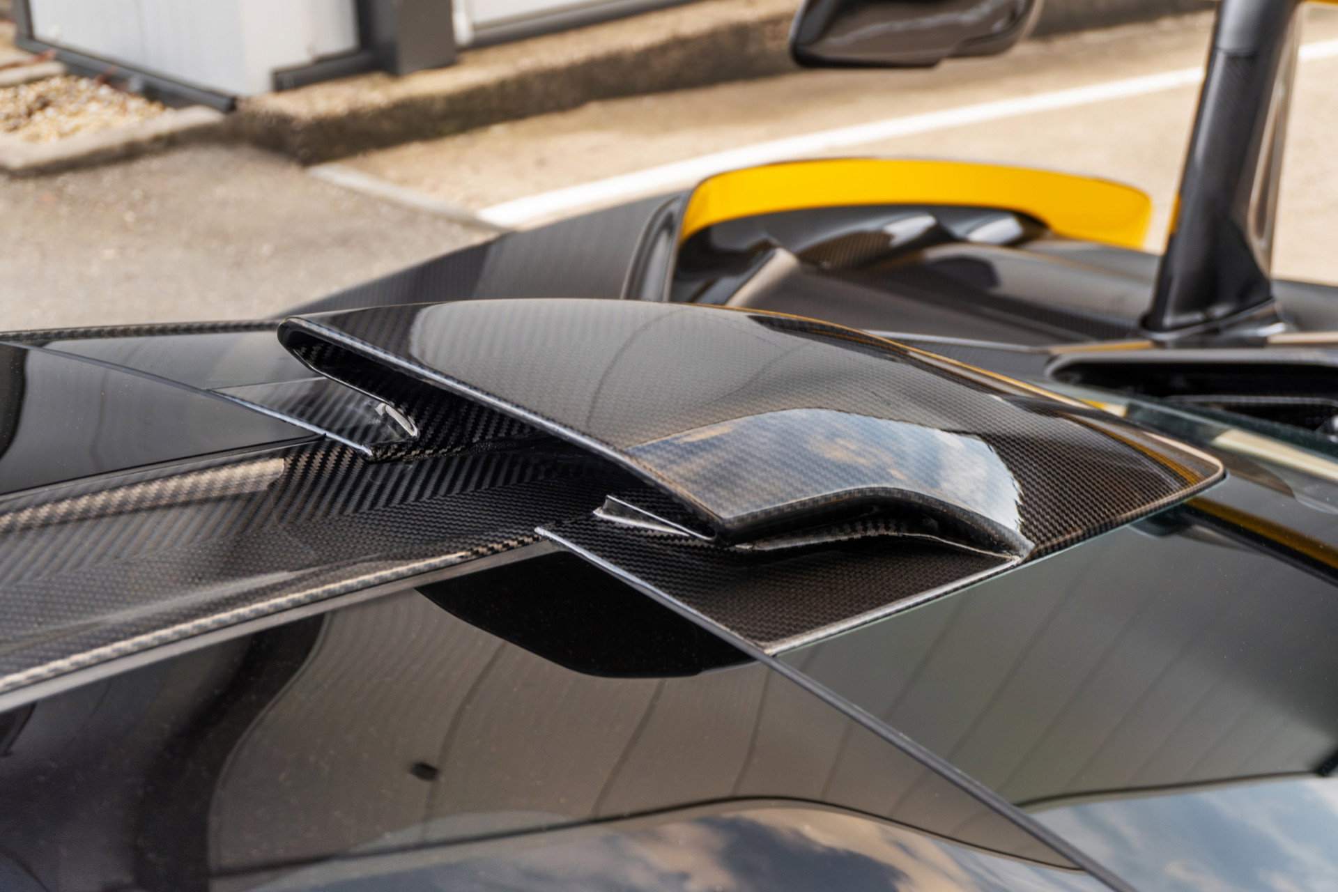 McLaren Senna