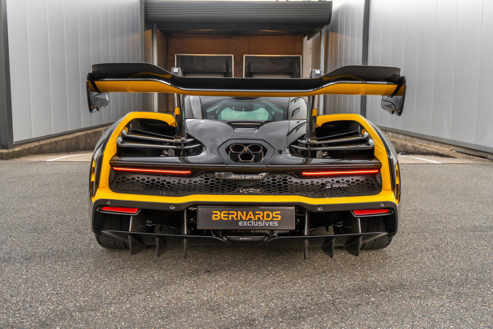 McLaren Senna