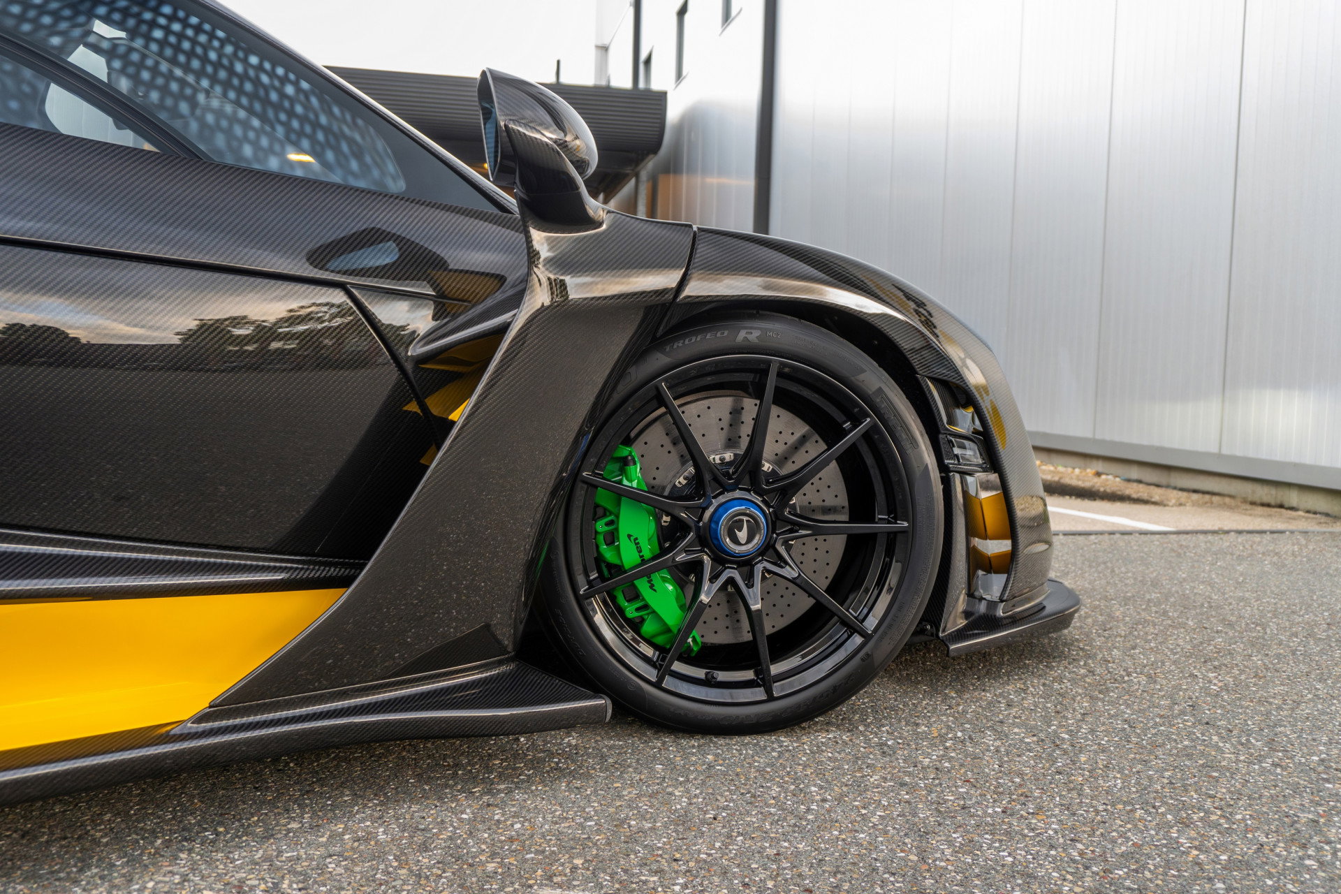 McLaren Senna