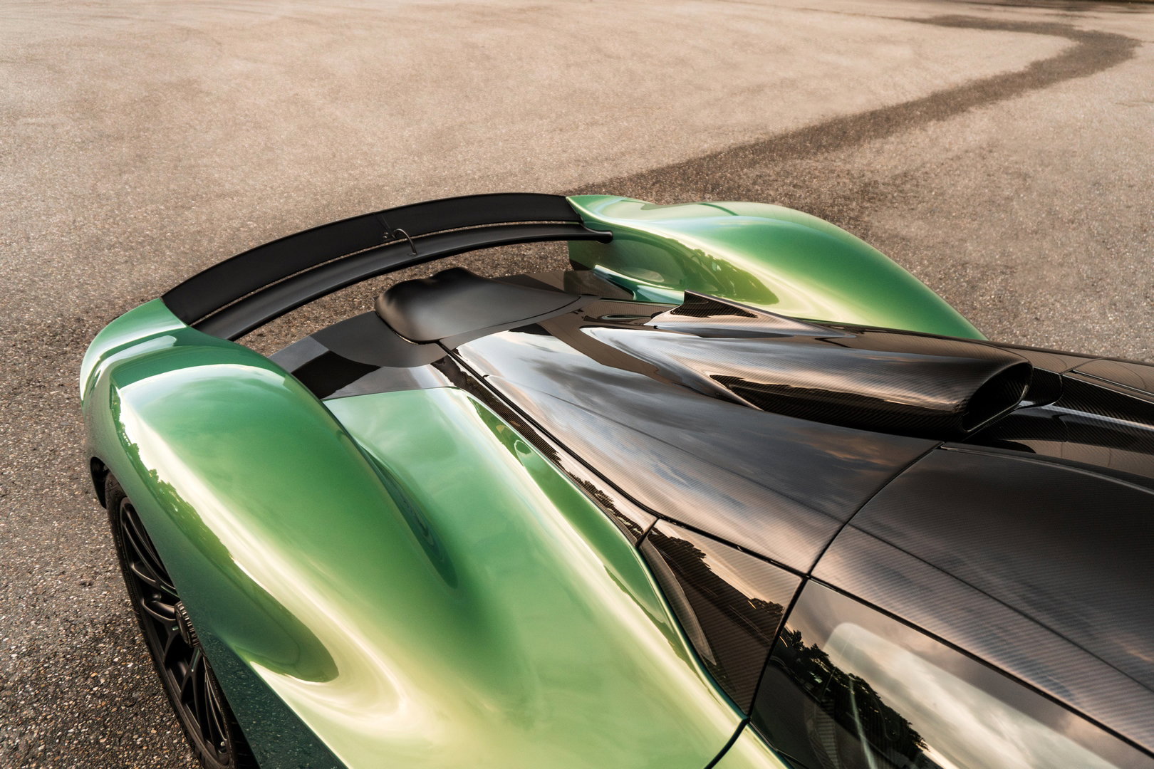 Aston Martin Valkyrie