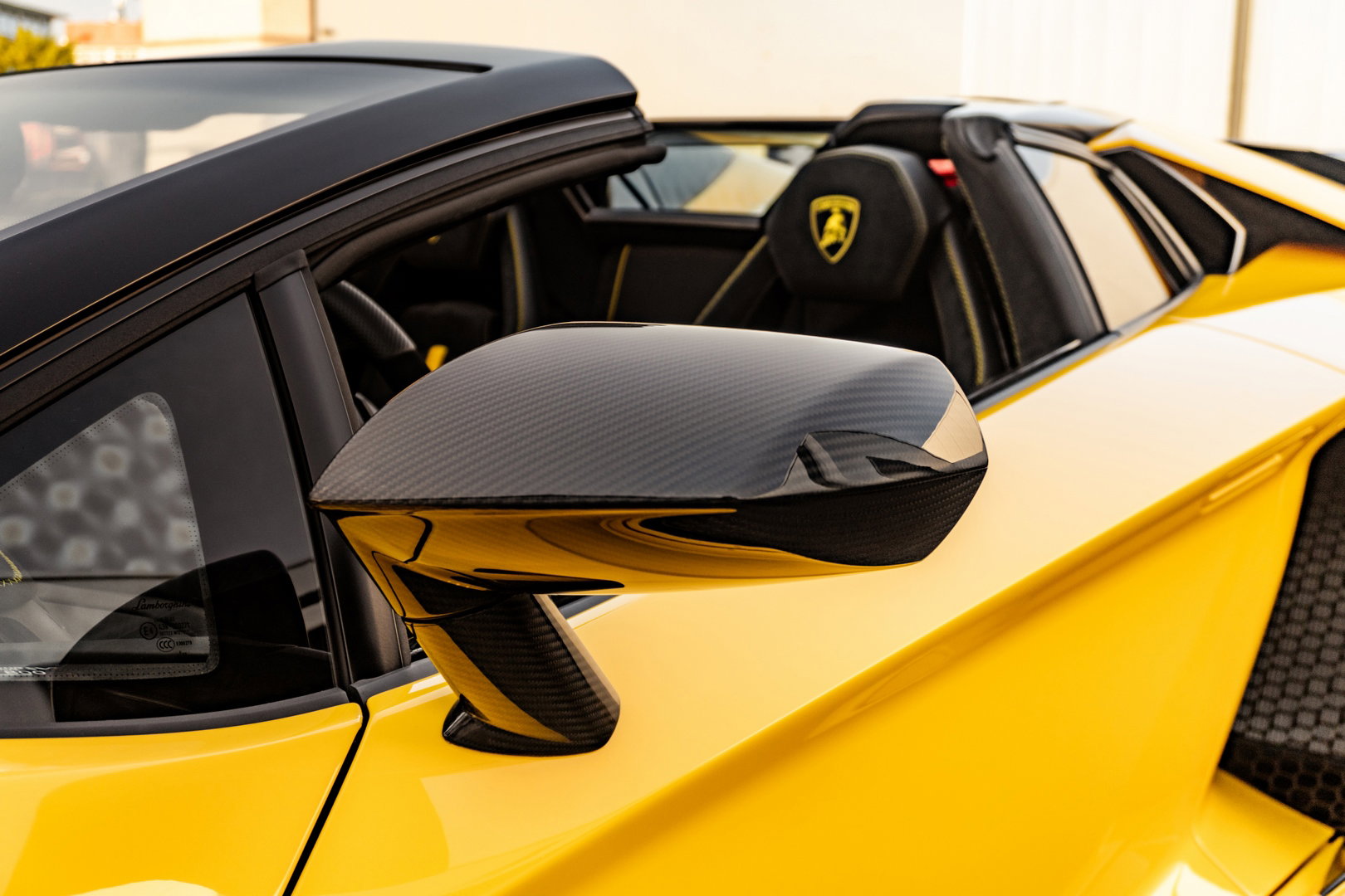 Lamborghini Aventador SVJ Roadster