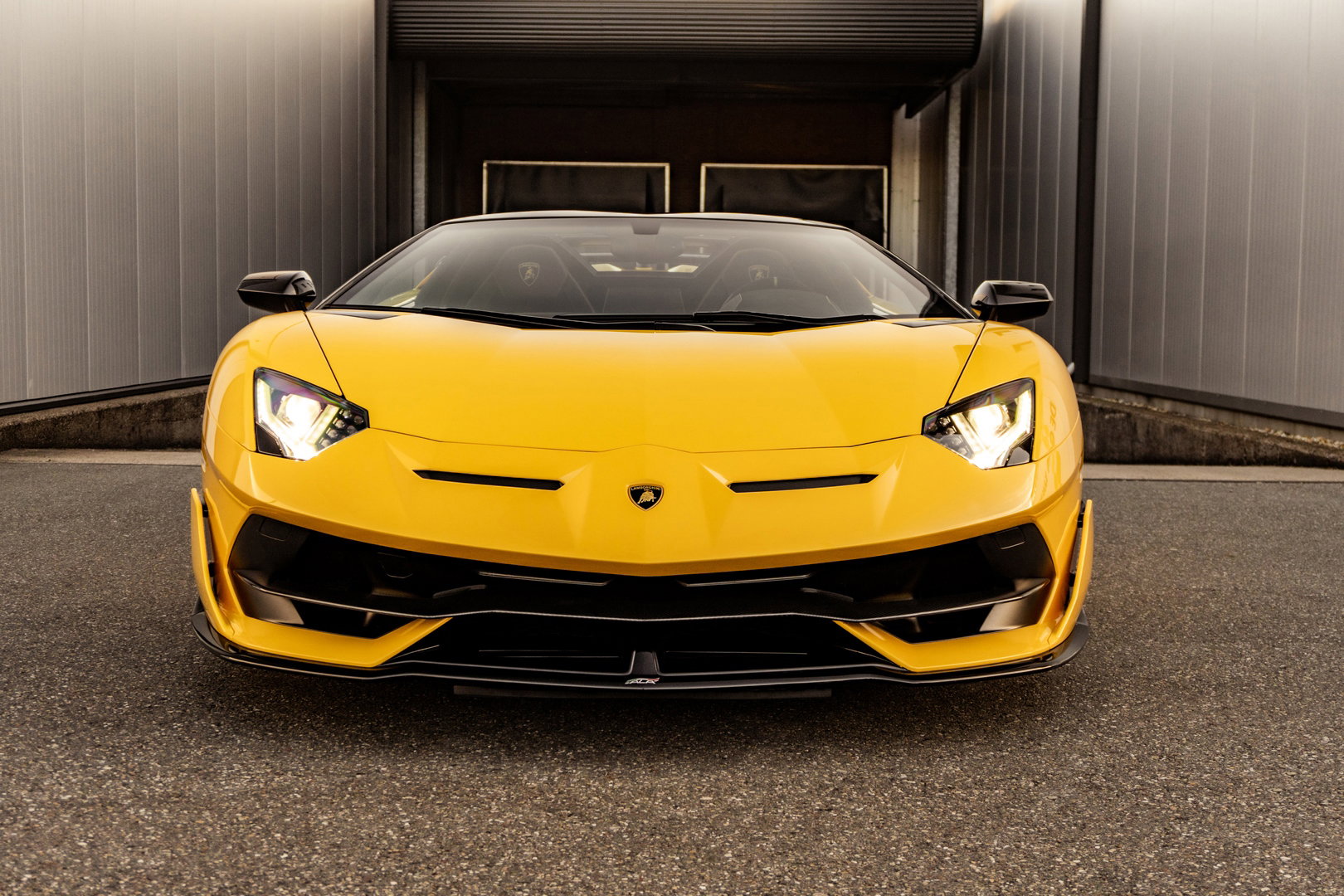 Lamborghini Aventador SVJ Roadster