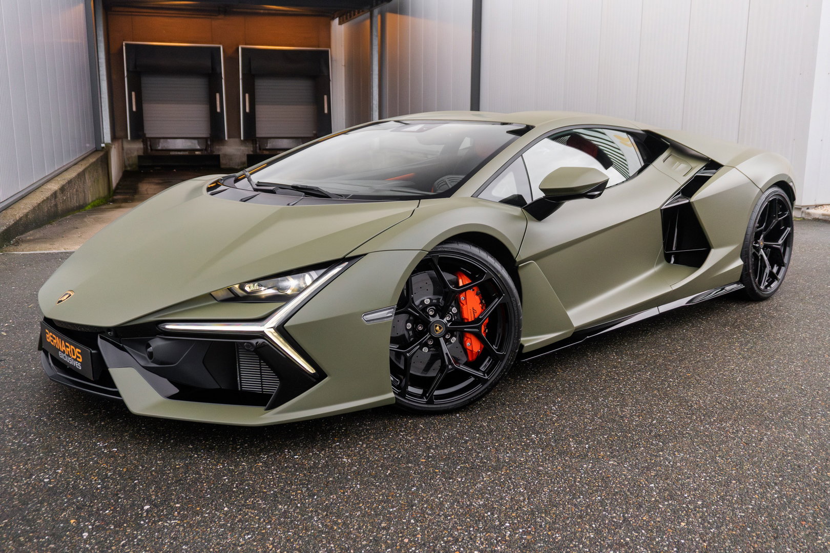 Lamborghini Revuelto