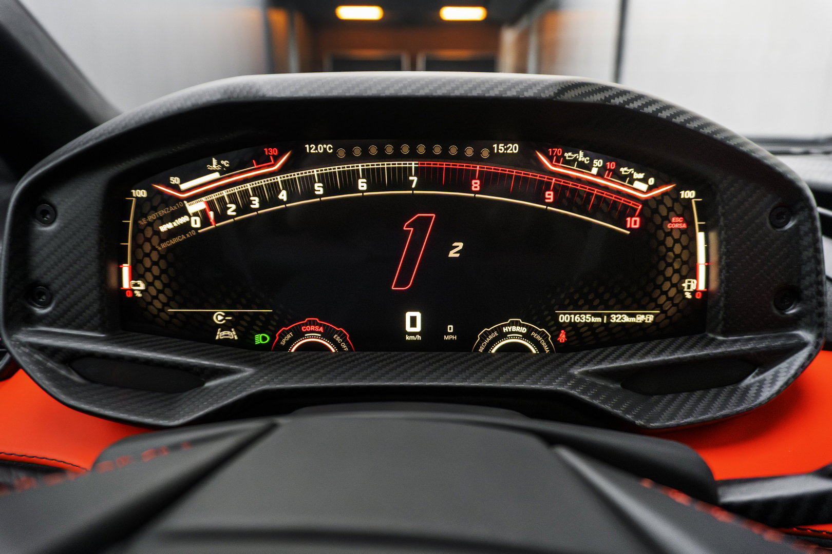Lamborghini Revuelto