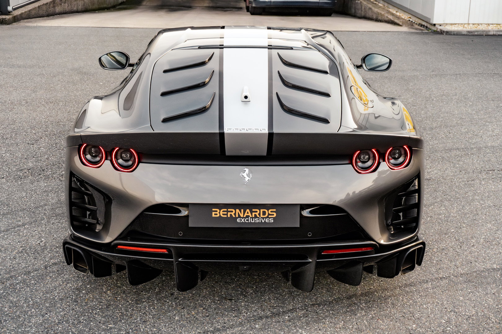 Ferrari 812 Competizione