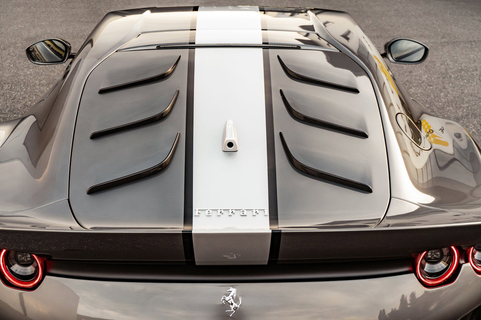 Ferrari 812 Competizione