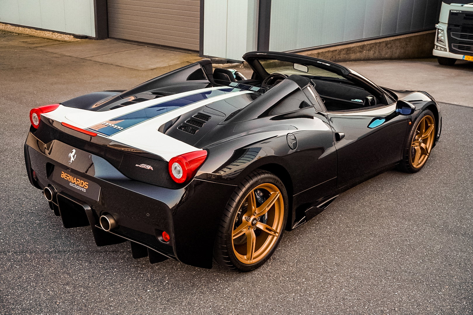 Ferrari 458 Speciale Aperta