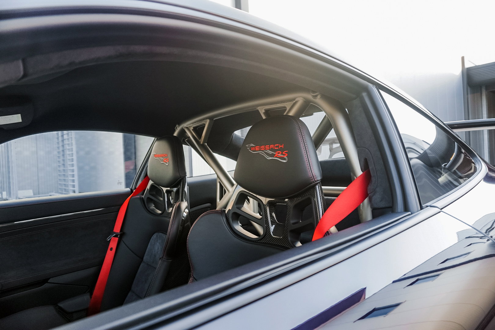 Porsche 911 (991.2) GT2 RS Weissach