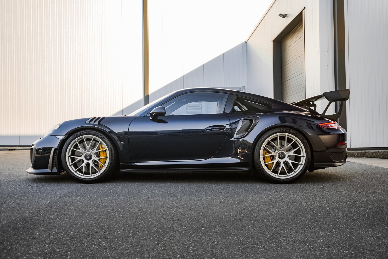 Porsche 911 (991.2) GT2 RS Weissach